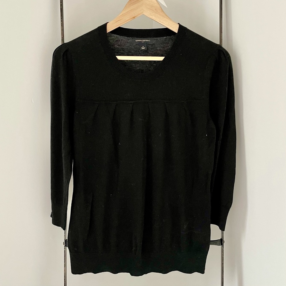 Banana Republic Black Crewneck Sweater